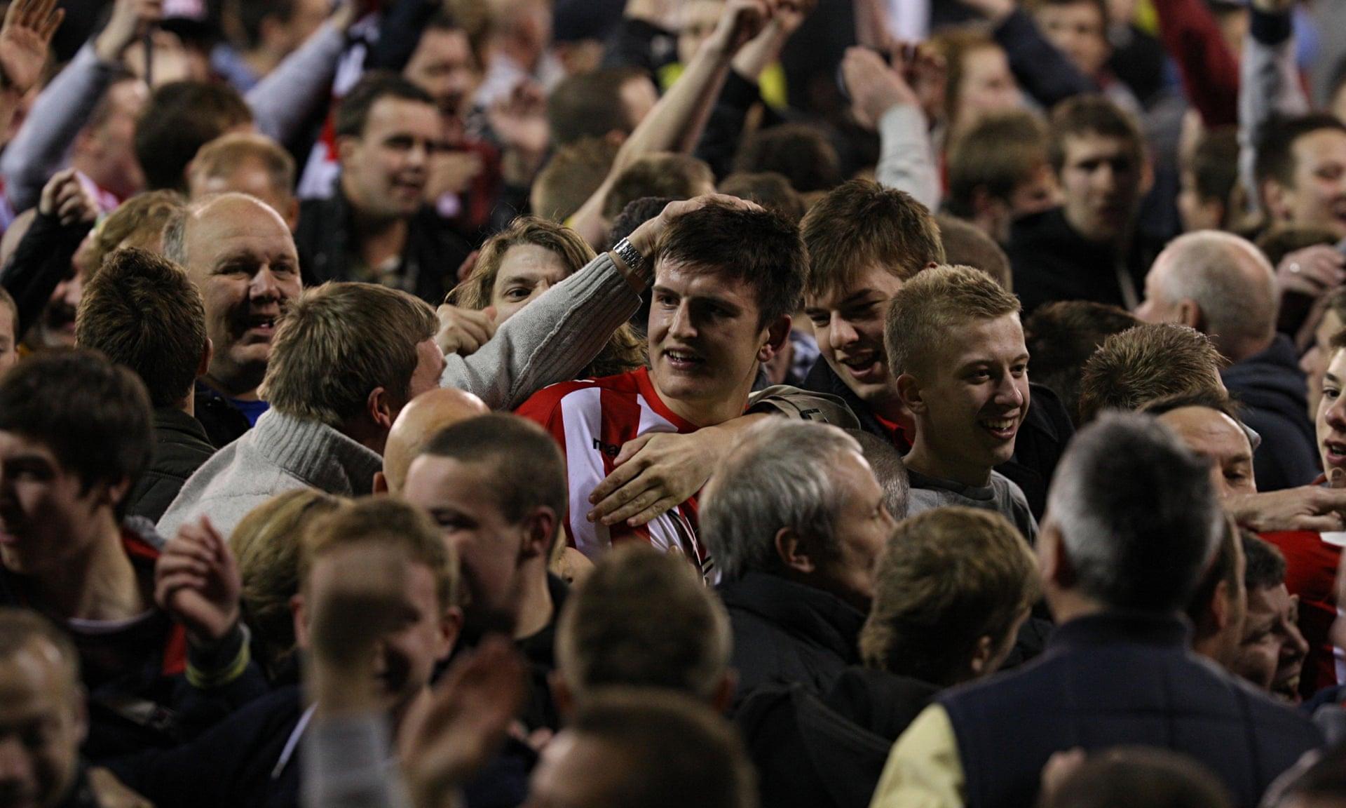 从侧面反映 从侧面反映